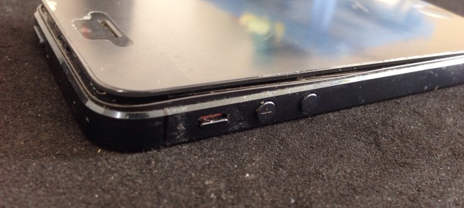 ◆高砂市よりiPhone5 バッテリー交換 -2015 5/29-