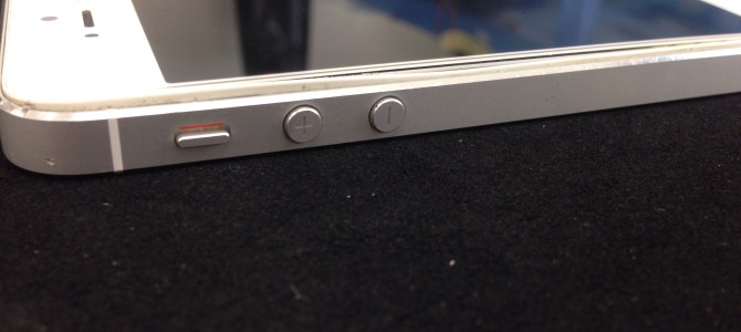 ◆加古川市よりiPhone5 バッテリー交換 -2015 5/4-