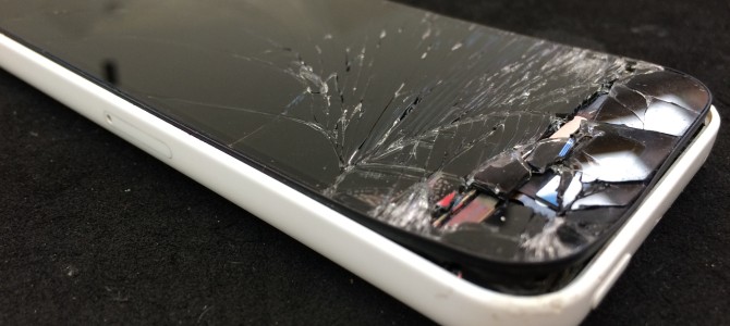 ◆朝来市より郵送修理iPhone5c 液晶不良 -2015 5/5-