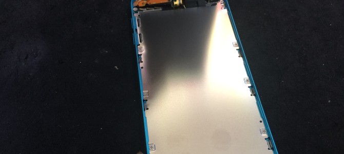 ◆明石市よりiPod touch 5世代 ホームボタン陥没 -2015 6/6-
