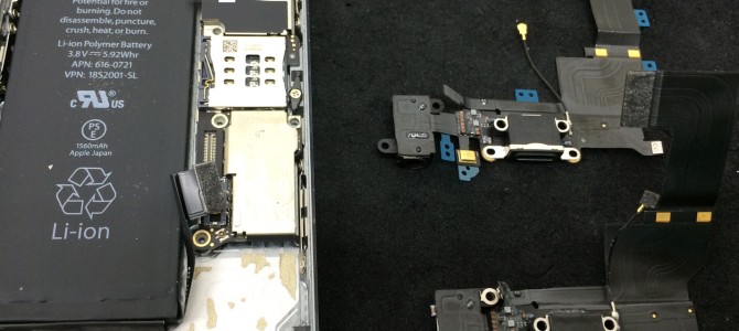 ◆加古川市よりiPhone5s 充電不良 -2015 8/31-