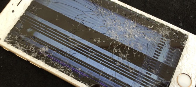 ◆加古川市よりiPhone6 plus ガラス割れ、アウトカメラ修理 -2015 10/28-