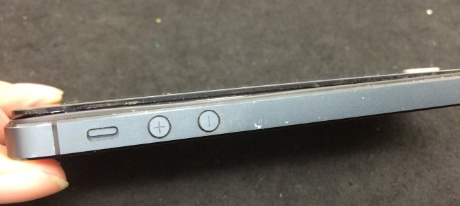 ◆高砂市よりiPhone5 バッテリー交換 -2015 10/31-