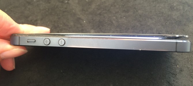 ◆加古川市よりiPhone5 バッテリー交換 -2015 11/16-