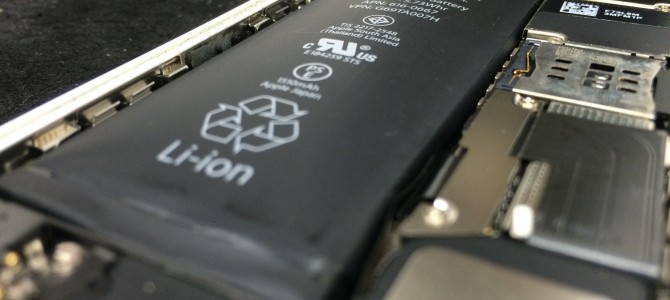 ◆明石市よりiPhone5c バッテリー交換 -2015 12/26-