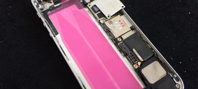 ◆加古川市よりiPhone5s バッテリー交換 -2015 12/28-