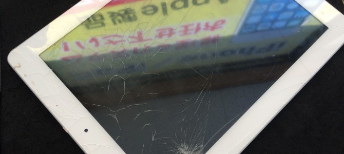 ◆高砂市よりiPad2 ガラス割れ修理 -2016 3/21-