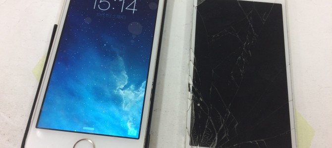 ◆加古川市よりiPhone5s ガラス割れ＆液晶不良 -2016 10/1-