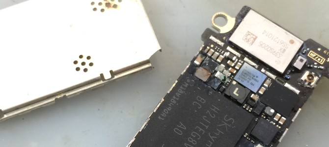 ◆明石市よりiPhone5s 水没修理 -2017 3/25-