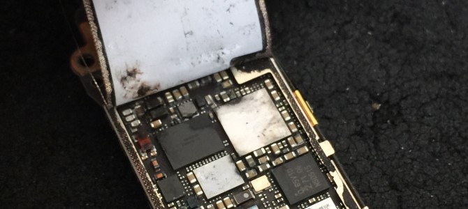 ◆加西市よりiPhone6 水没→データ復旧 -2017 4/3-