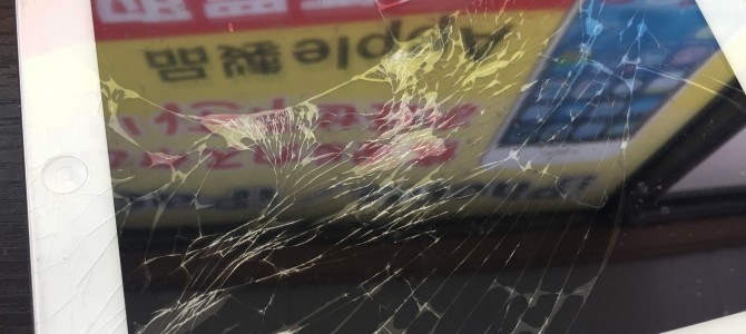 ◆加古川市よりiPad Air ガラス割れ修理 -2017 5/1-