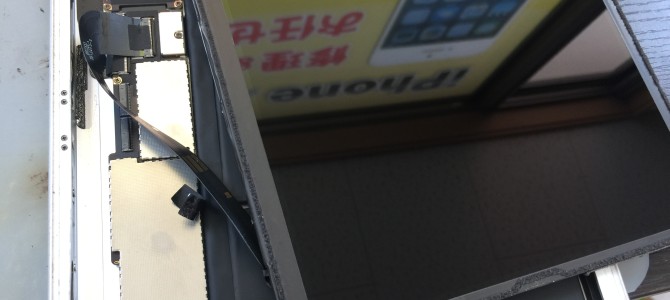 ◆加古川市よりiPad4 タッチパネル不良修理 -2017 7/1-