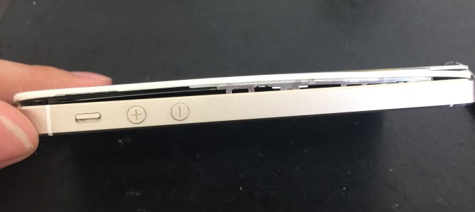 ◆高砂市よりiPhone5s バッテリー交換 -2017 11/15-