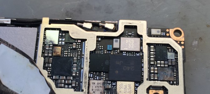 ◆加古川市よりiPhone6s 水没修理 -2017 12/28-