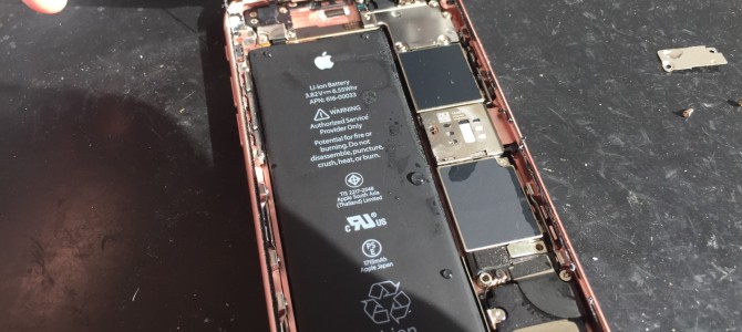 ◆高砂市よりiPhone6s 水没修理 -2017 12/24-