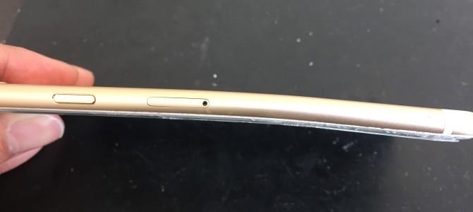 ◆加古川市よりiPhone6s ガラス割れ -2018 3/25-