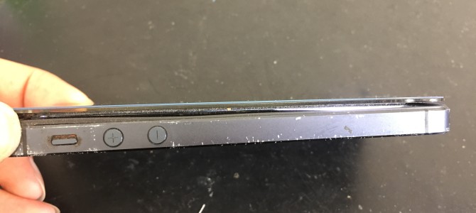 ◆加古川市よりiPhone5 バッテリー交換 -2018 5/27-
