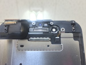 FE5B9920-71E2-4E8B-BA81-9B2E922D6121