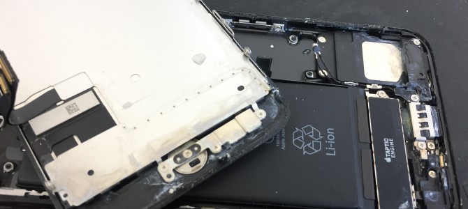 ◆加古川市よりiPhone7 水没修理 -2018 7/16-