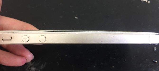 ◆加古川市よりiPhone5s バッテリー交換 -2018 8/3-