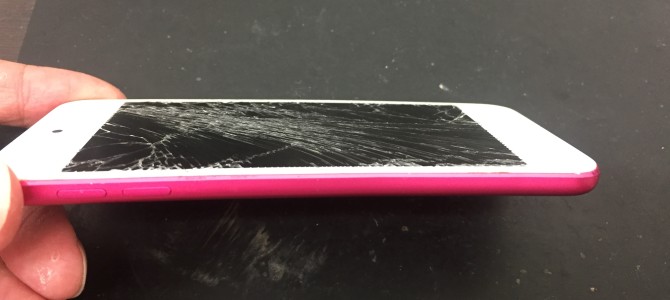 ◆加古川市よりiPod touch6世代 ガラス割れ、フレーム変形修理 -2018 8/16-