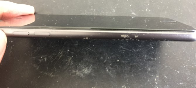 ◆加古川市よりiPod touch6世代 バッテリー交換 -2018 9/14-