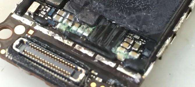 ◆加古川市よりiPhone7 水没→基板修理 -2018 9/2-