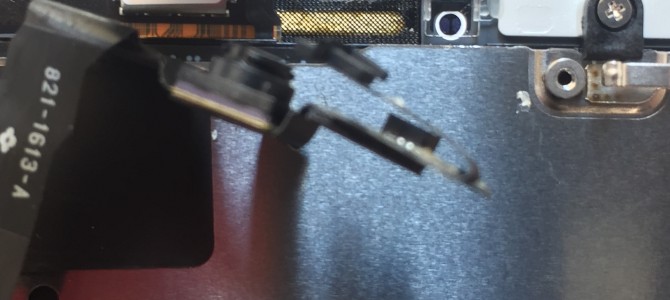 ◆加古郡播磨町よりiPhone SE 通話不良修理 -2018 10/19-