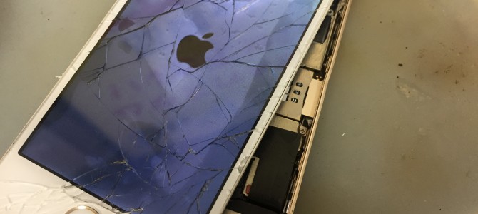 ◆姫路市よりiPhone SE 水没データ復旧 -2019 1/24-