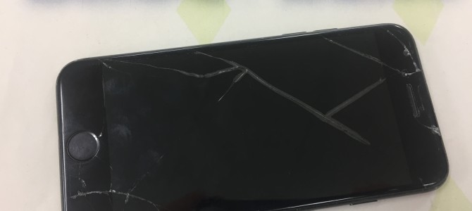 ◆加古川市よりiPhone7 破損品買取 -2019 4/16-