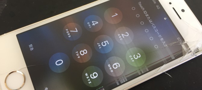 ◆加古川市よりiPhone SE ガラス割れ、液晶不良-2019 6/5-