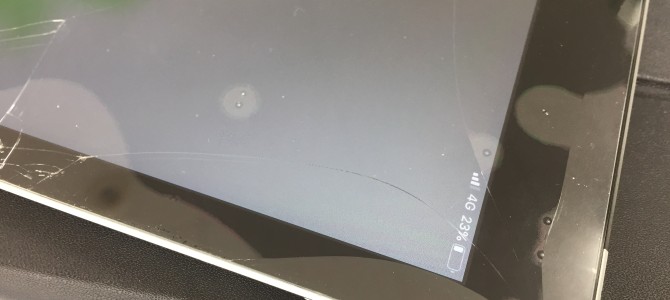 ◆加古川市よりiPad6世代 ガラス割れ -2019 6/22-
