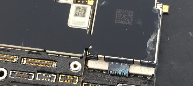 ◆加古川市よりiPhone X 水没修理 -2019 7/6-