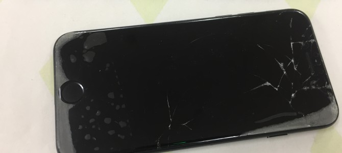 ◆加古川市よりiPhone7 破損品買取 -2019 7/12-