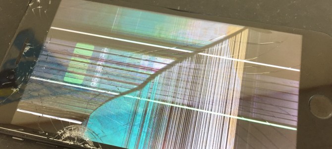 ◆神戸市よりiPhone7 Plus ガラス割れ、液晶不良-2019 8/10-