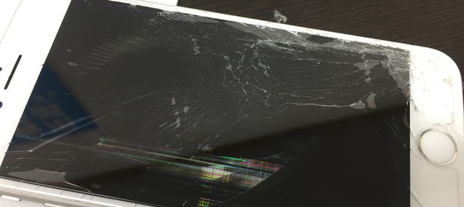 ◆小野市よりiPhon8 ガラス割れ＆液晶不良 -2019 9/27-