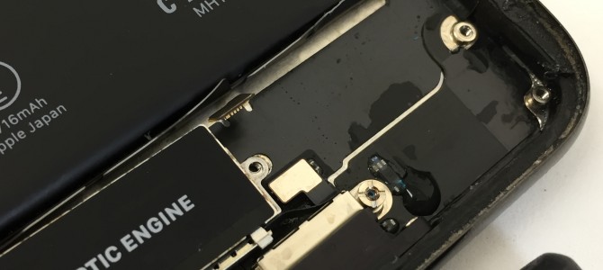 ◆加古川市よりiPhone X 水没修理 -2019 10/11-