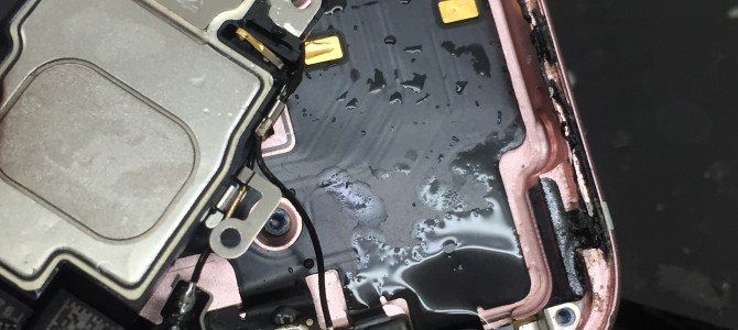 ◆小野市よりiPhone7 水没修理 -2019 10/20-