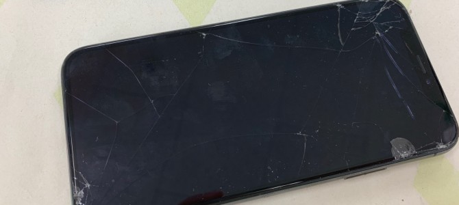 ◆加古川市よりiPhone XS 破損品買取 -2020 1/31-