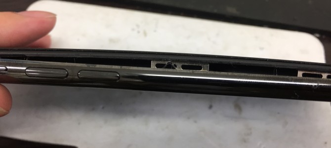 ◆加古川市よりiPhone X バッテリー交換 -2020 6/2-