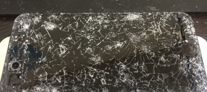 ◆高砂市よりiPhone7 本体大破→データ復旧 -2020 6/29-