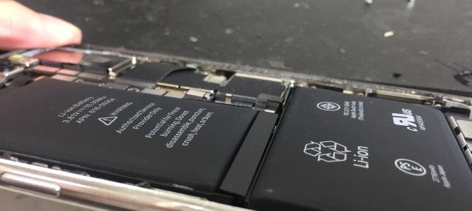 ◆加古川市よりiPhone X バッテリー交換 -2020 7/23-