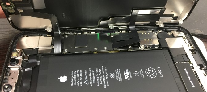 ◆加古川市よりiPhone11 起動不可からのデータ復旧 -2020 8/28-