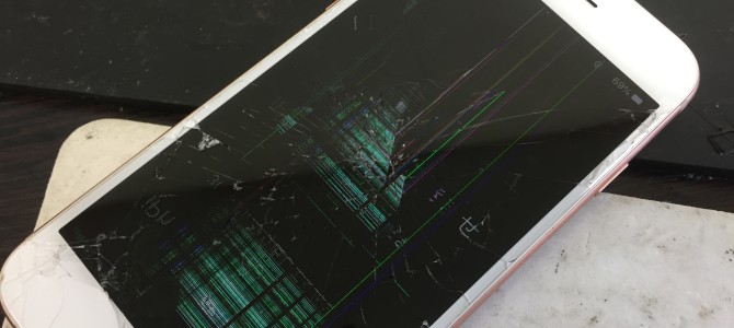 ◆加古川市よりiPhone8 ガラス割れ/液晶不良、バッテリー交換 -2020 8/30-