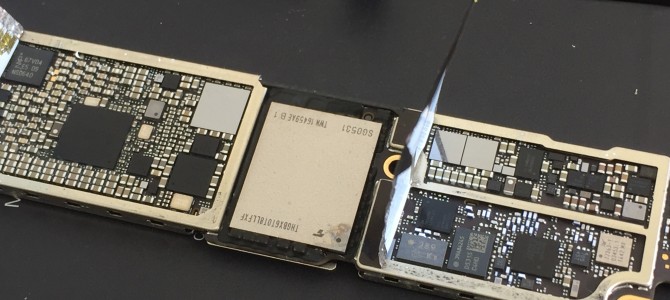 ◆加古川市よりiPhone7 Plus 水没→基板修理によるデータ復旧 -2020 9/23-