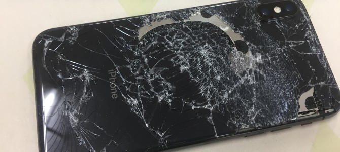 ◆加古川市よりiPhone X 破損品買取 -2020 9/22-
