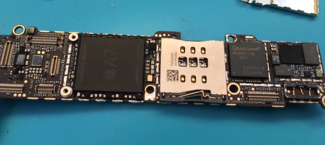 ◆加古川市よりiPhone5s 水没修理 -2020 10/30-