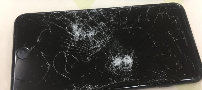 ◆加古川市よりiPhone8 Plus 破損品買取 -2021 4/29-