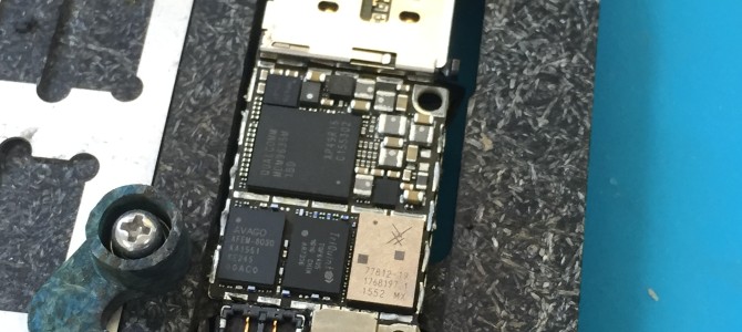 ◆加古川市よりiPhone6s 電源不良→基板修理によるデータ復旧 -2021 5/16-