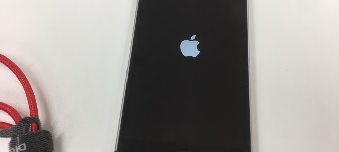 ◆加古川市よりiPhone SE 起動不良 -2021 5/5-